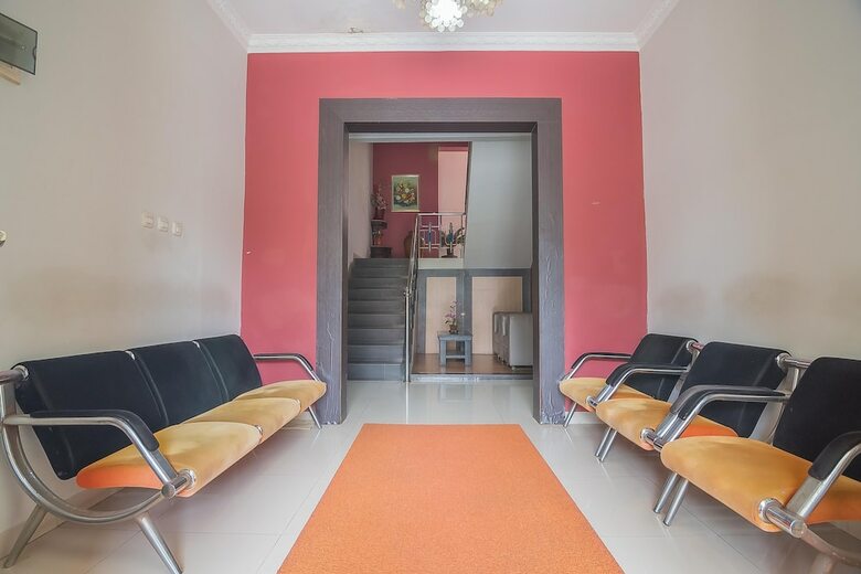 Hotel Reddoorz Syariah Plus @ Banjarbaru 2
