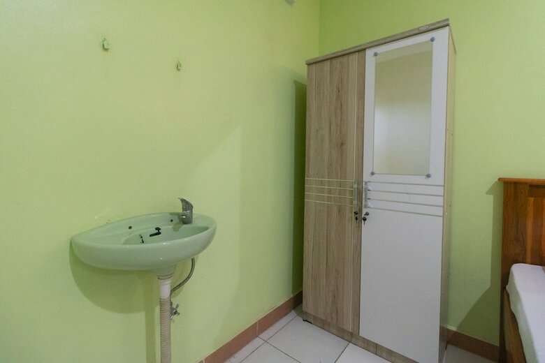 Hotel Reddoorz @ Frans Seda Kupang