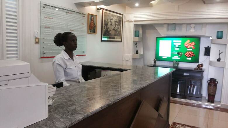 Hotel Pent House Inn Namugongo