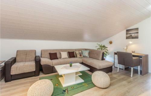 Holiday Home Sveti Anton V