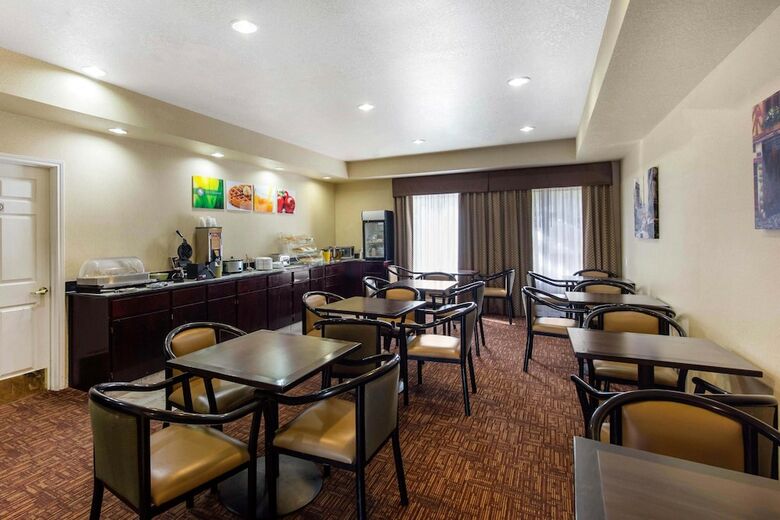 Hotel Quality Inn & Suites - Granbury