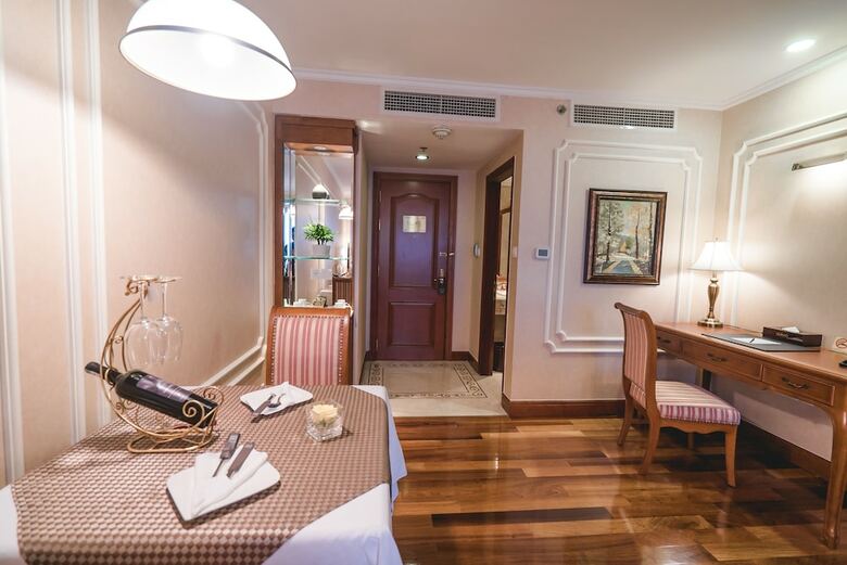 Grand Hotel Saigon