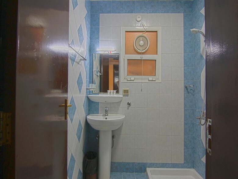 Oyo 131 Salalah Hotel