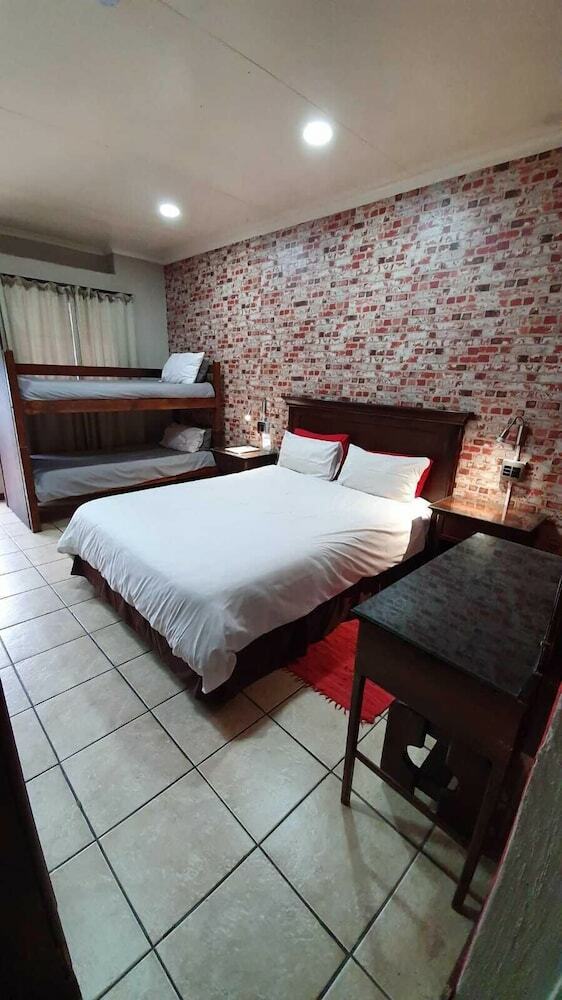 Hostal Brown Sugar Backpackers