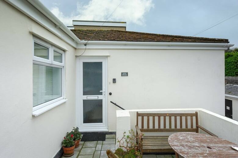 Surf Break 2bd St Ives Apartment W/ Sea Views+spa Experience