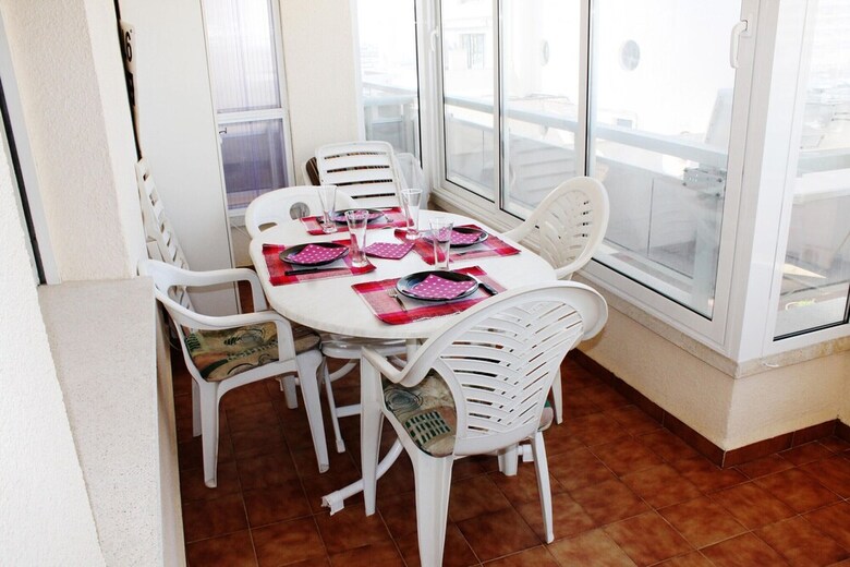 49-apartamento Vista Canal En Zona Tranquila