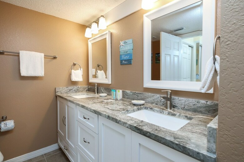 Islander 4005 By Brooks And Shorey Resorts