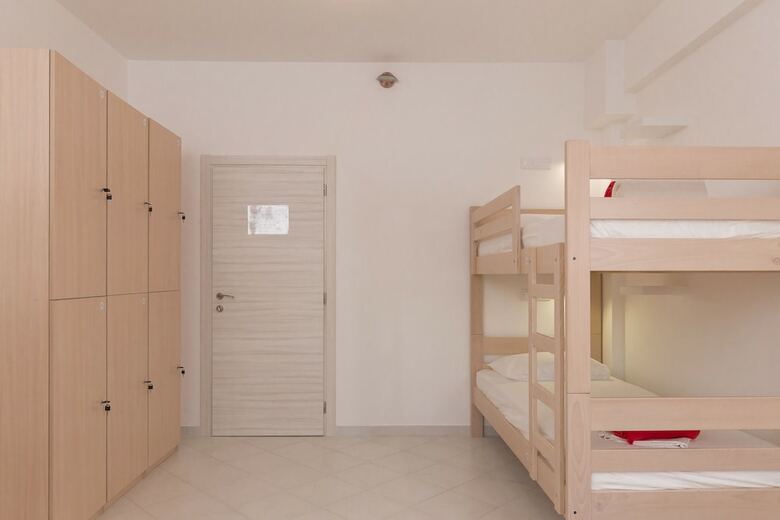 Hostal Hostel Free Bird - Adults Only