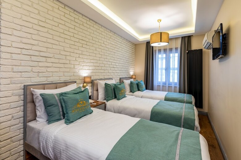 Interstar Hotel