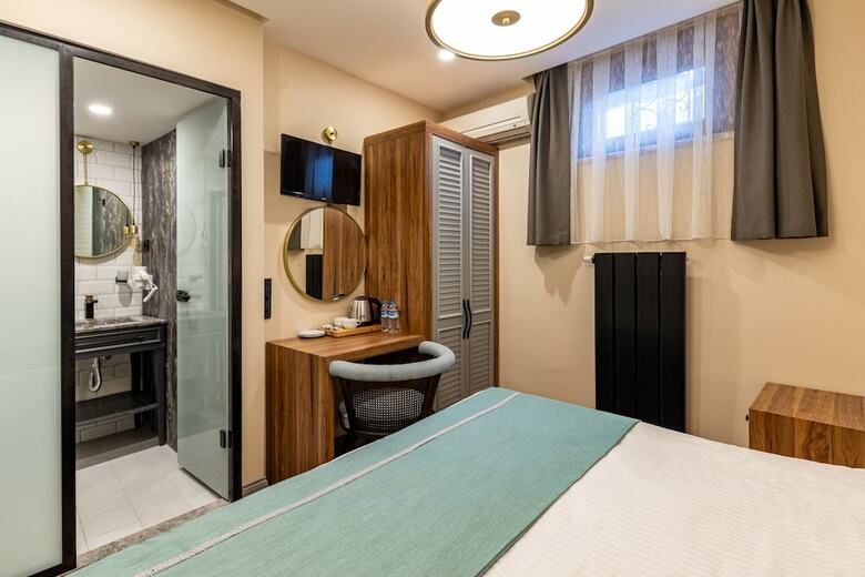 Interstar Hotel