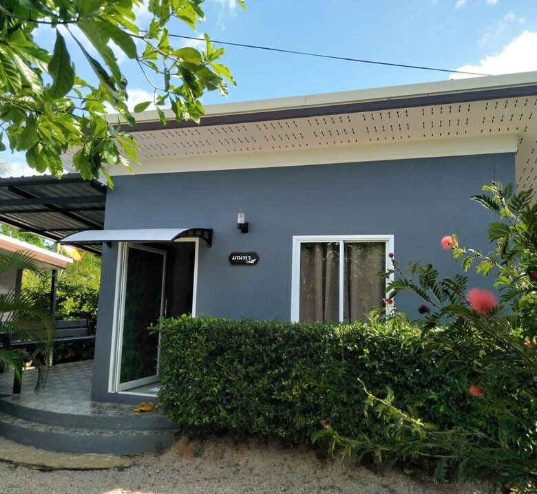 Hotel Oyo 767 Pang Chompu Resort