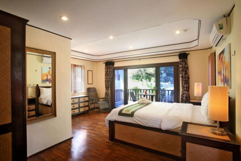 11 Bedroom Sea Front Triple Villas Koh Phangan