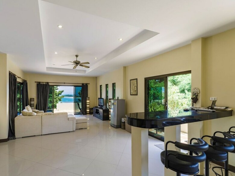 3 Bedroom Sea View Villa Pad Thai
