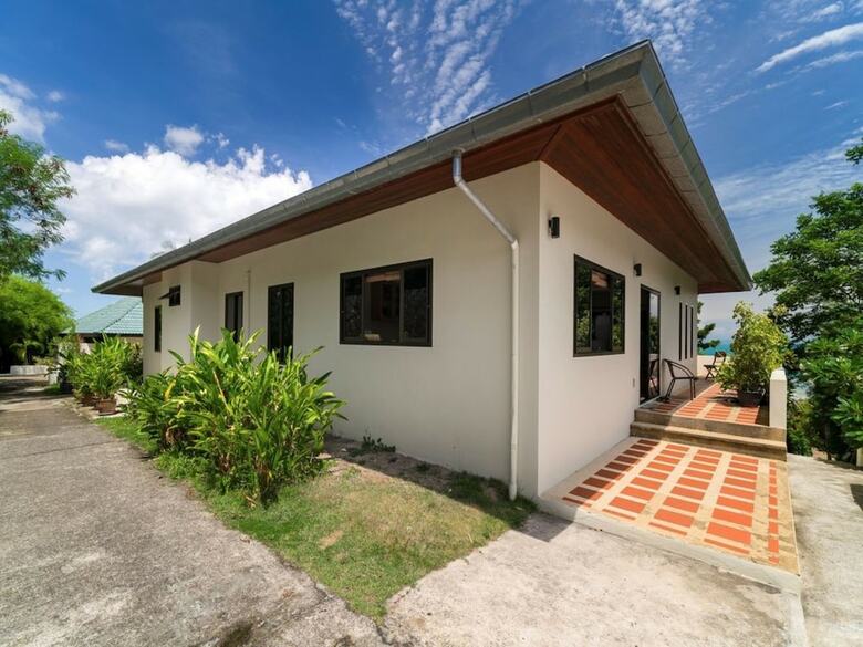 3 Bedroom Sea View Villa Pad Thai
