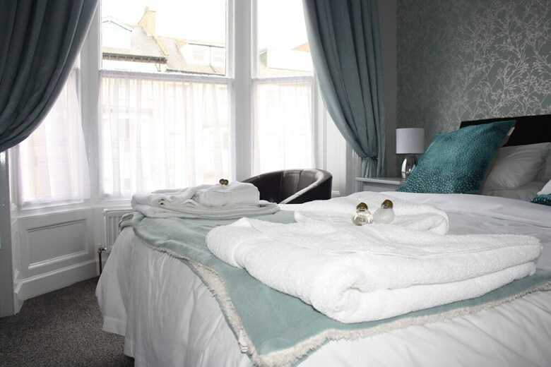 Bed & Breakfast Smugglers Rest