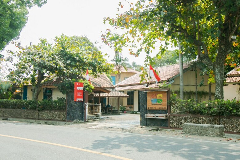 Hotel Oyo 937 Mahessa Indah Homestay