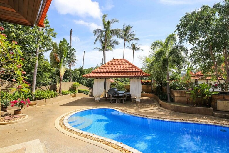 7 Bedroom Twin Villas On Beach Front Resort Tg48/25