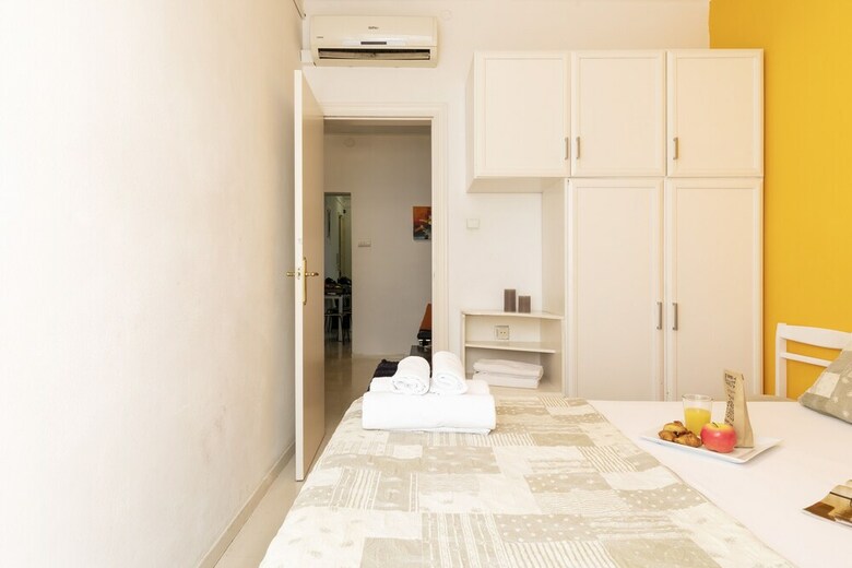 Ab Paral�lel Vallhonrat Apartment