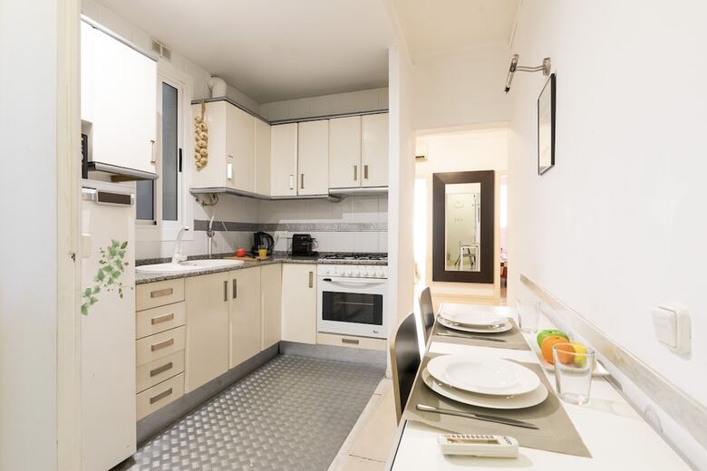 Ab Paral�lel Vallhonrat Apartment