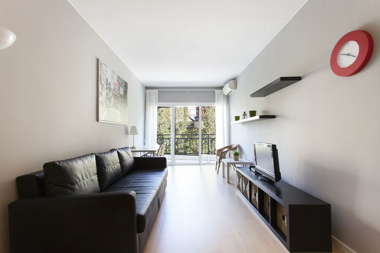 Ab Gaud� Avenue Apartment
