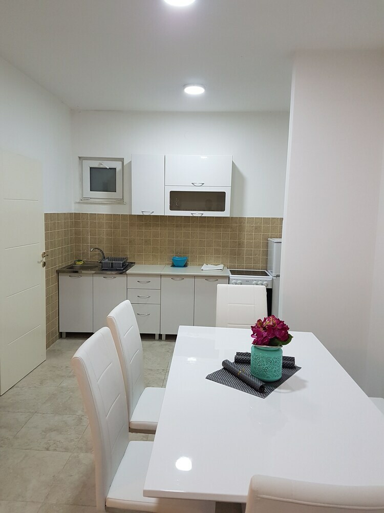Apartamentos Green Village Kotor