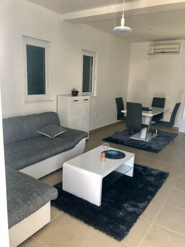 Apartamentos Green Village Kotor