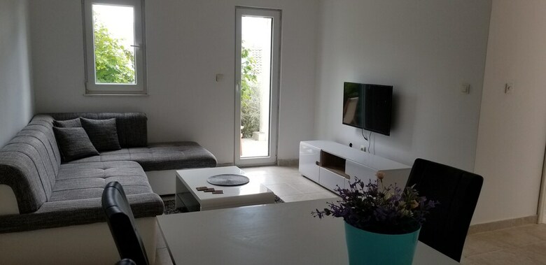 Apartamentos Green Village Kotor
