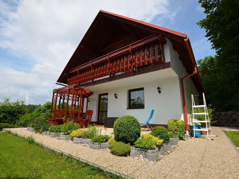 Modern Mansion In Bene?ov U Semil With Pool