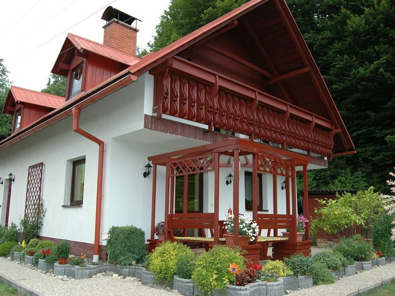 Modern Mansion In Bene?ov U Semil With Pool