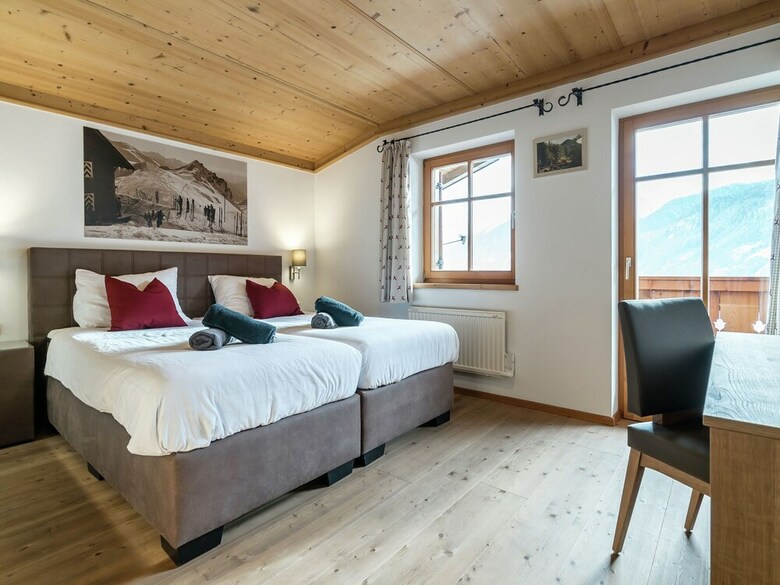 Spacious Holiday Home In Wald Im Pinzgau With Sauna