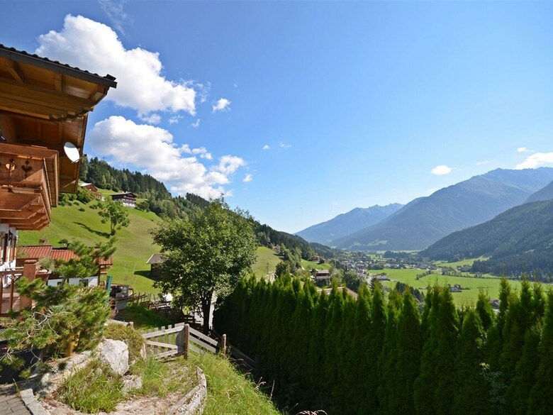 Spacious Holiday Home In Wald Im Pinzgau With Sauna