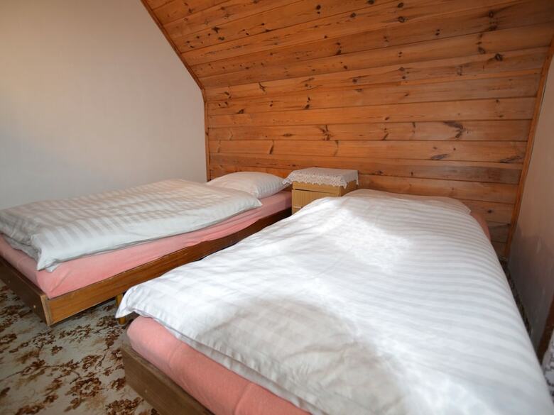 Welcoming Holiday Home With Private Garden, Heating, Parking