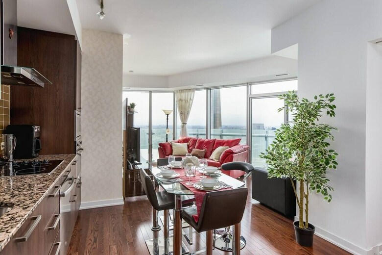 Apartamentos Panoramic 2 Bed Cn Tower View Parking