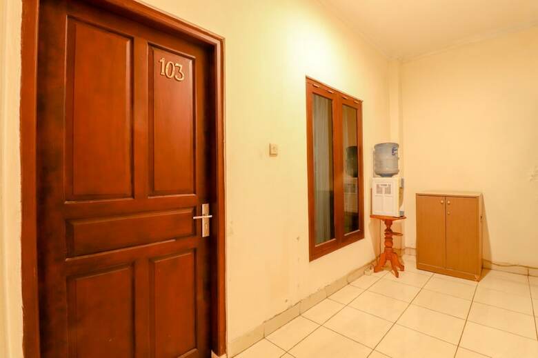 Hotel Bi.es Homestay