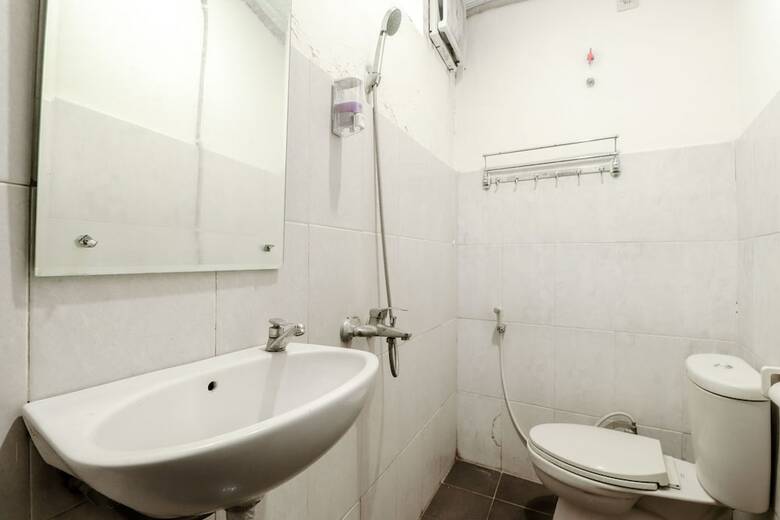 Hotel Bi.es Homestay