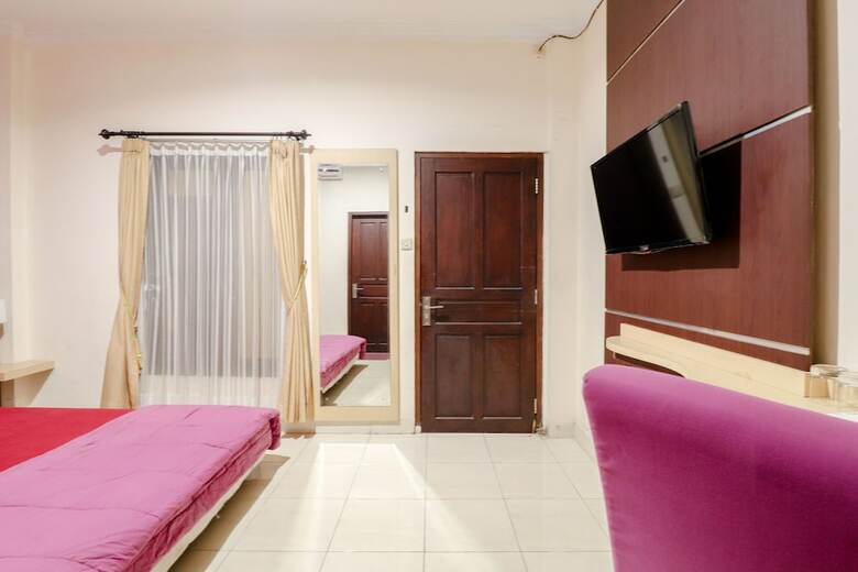 Hotel Bi.es Homestay