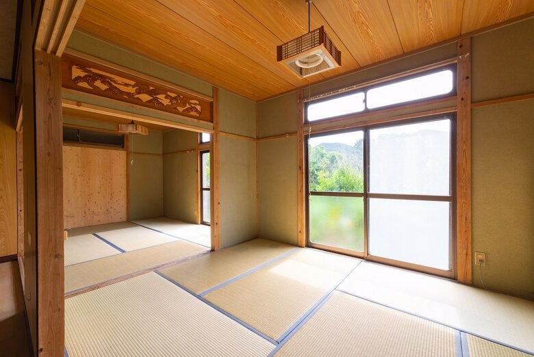 Sasayakanaouchi Murauchihara