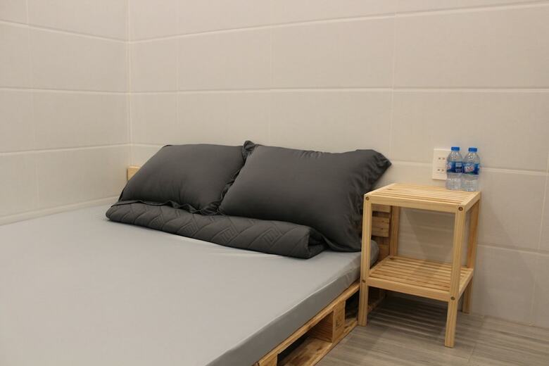 Hostal B Home - Hostel