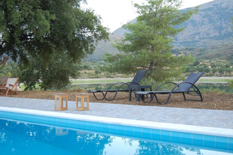 Blue Lagoon Villas