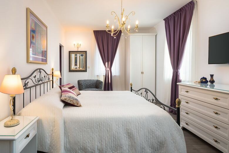 Hotel Romantic Luxury Rooms