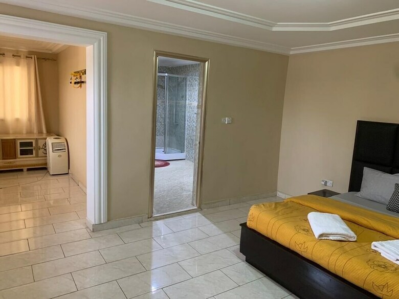 Hotel Nimi Beach Resort