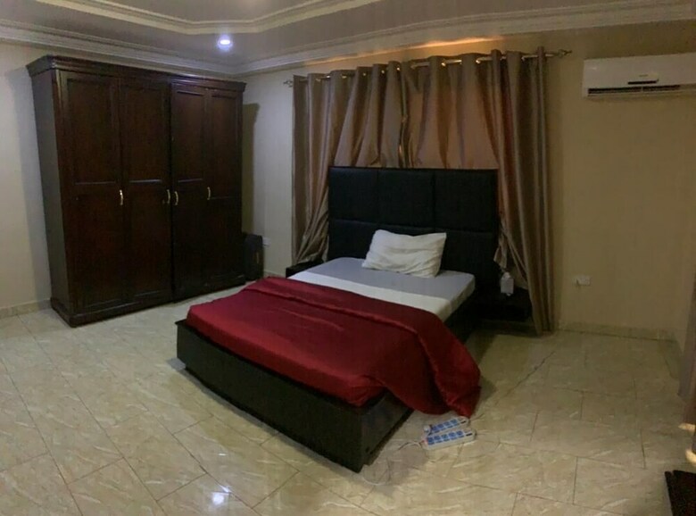Hotel Nimi Beach Resort