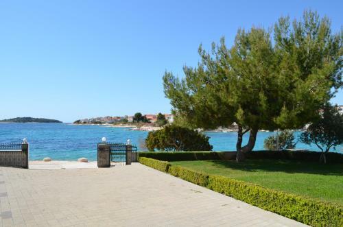Apartamentos Villa Lozica