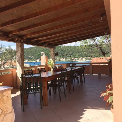 Hostal Guesthouse Tariba
