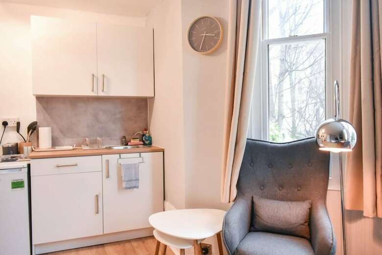 Apartamento Refurbished Studio Flat Next To Brighton Station