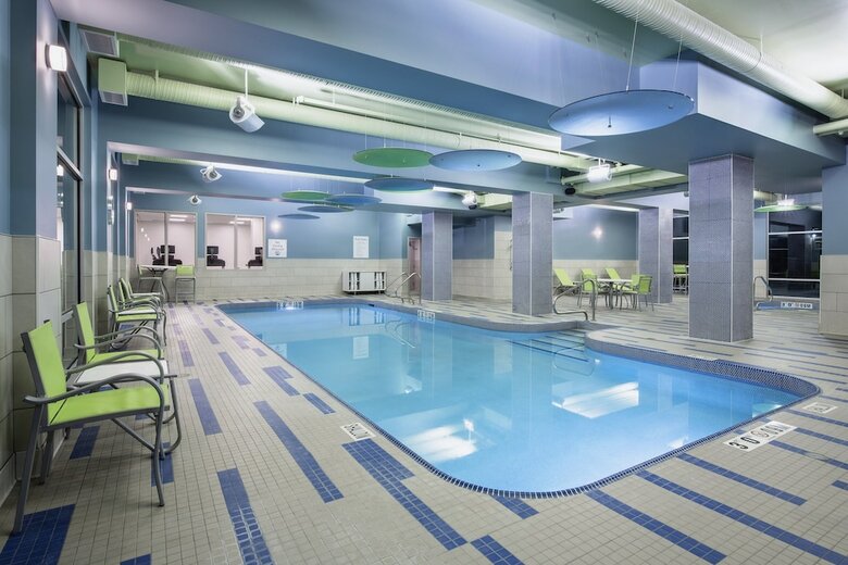 Hotel Holiday Inn Express & Suites Brandon