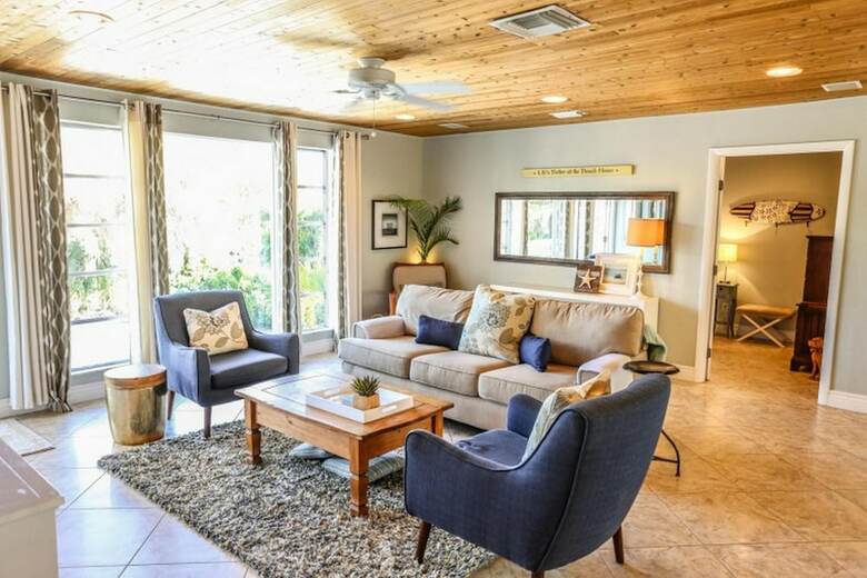 101 Gulf Drive