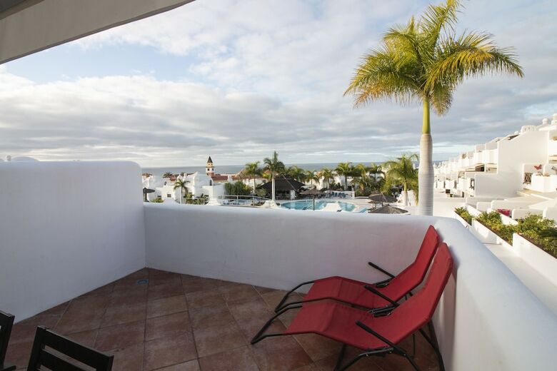 Apartamentos Espacios Blanco Adeje Paradise