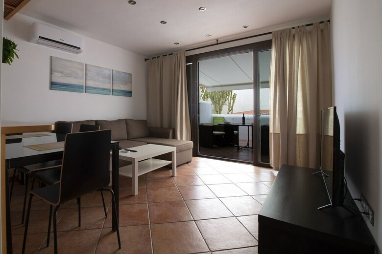 Apartamentos Espacios Blanco Adeje Paradise