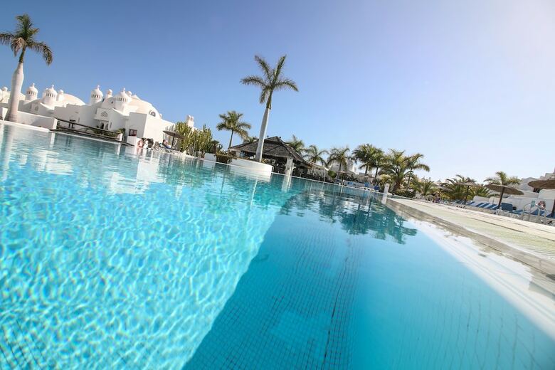 Apartamentos Espacios Blanco Adeje Paradise